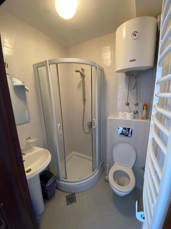 Apartments Family Τίβατ Εξωτερικό φωτογραφία