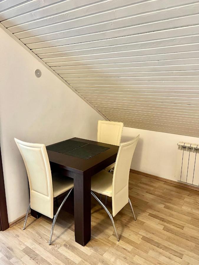 Apartments Family Τίβατ Εξωτερικό φωτογραφία