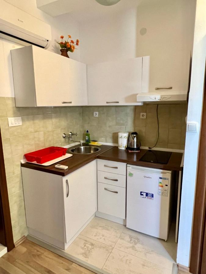 Apartments Family Τίβατ Εξωτερικό φωτογραφία